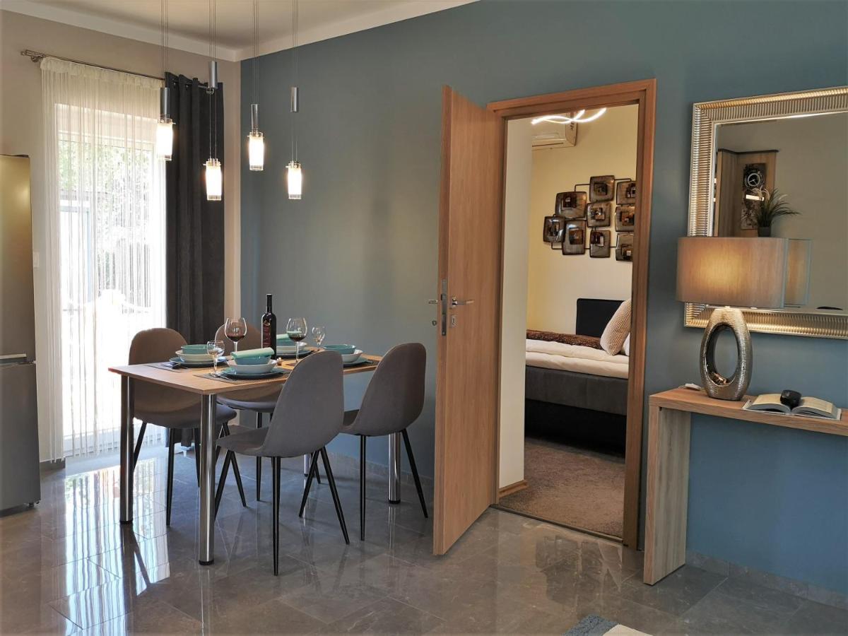 Otium Wellness Apartmanhaz Balatonakarattya Dış mekan fotoğraf