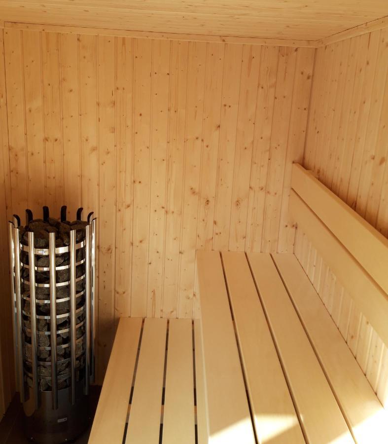 Otium Wellness Apartmanhaz Balatonakarattya Dış mekan fotoğraf